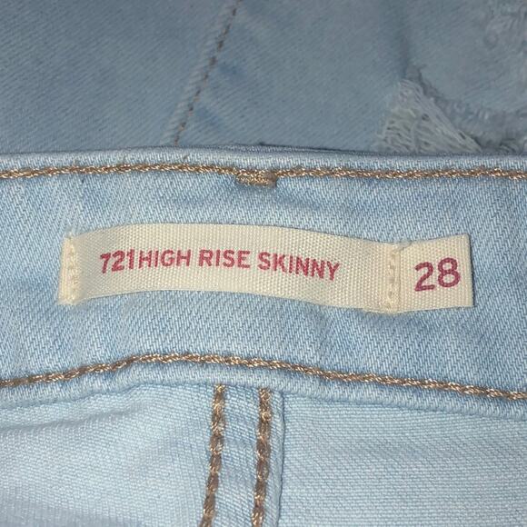 Levi’s 721 High Rise Skinny Distressed Light Wash Denim Jeans Size 28 - Picture 13 of 16